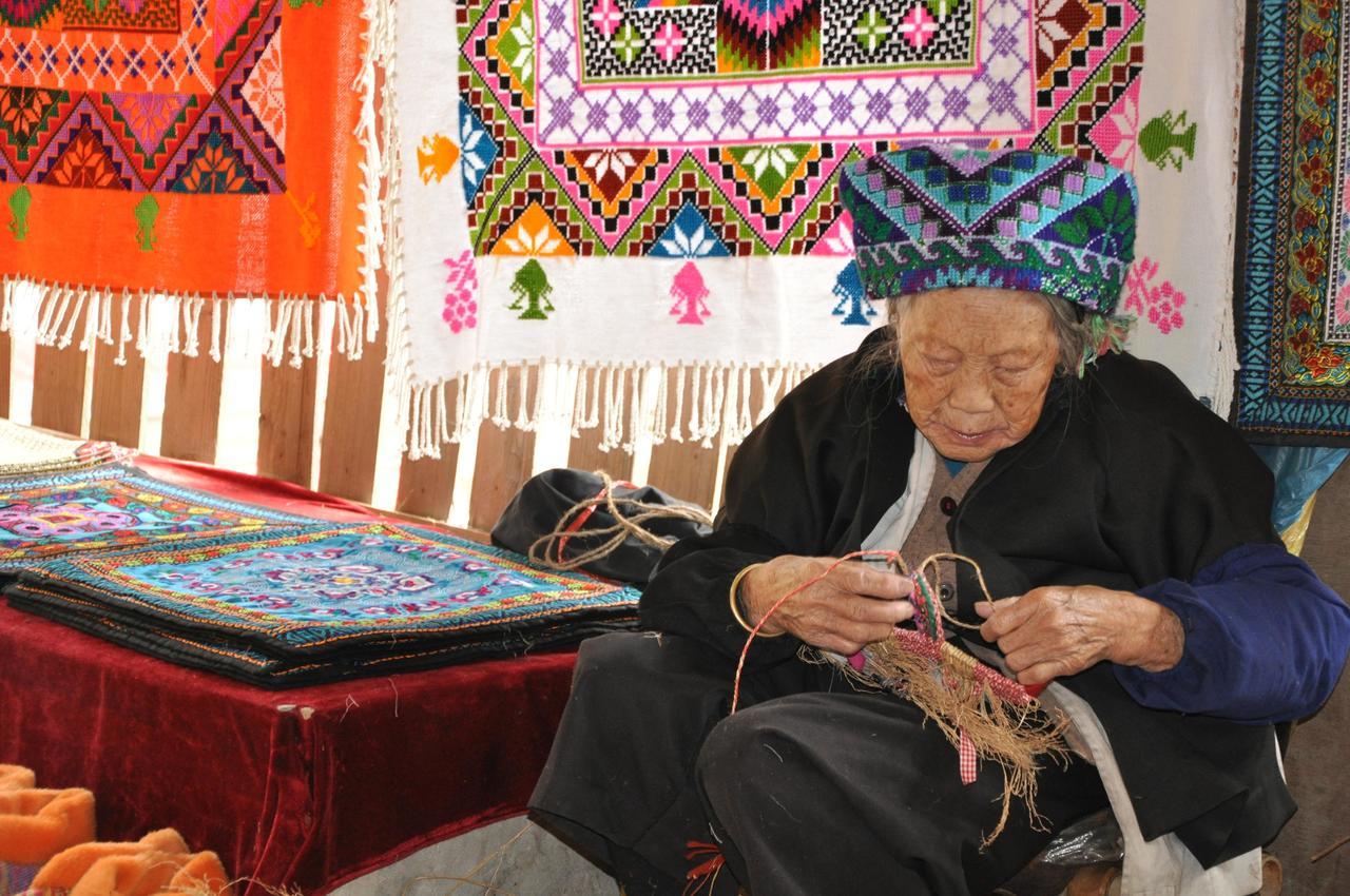 Longji Holiday Hotel 竜勝 エクステリア 写真